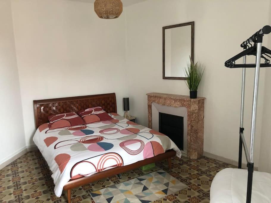Appartement Spacieux Centre Ville Rivesaltes Exterior foto